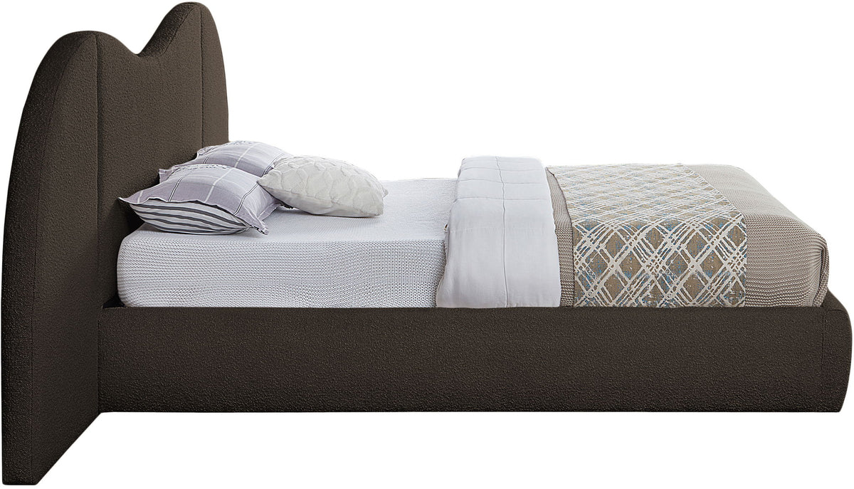 Everest - Boucle Fabric Bed