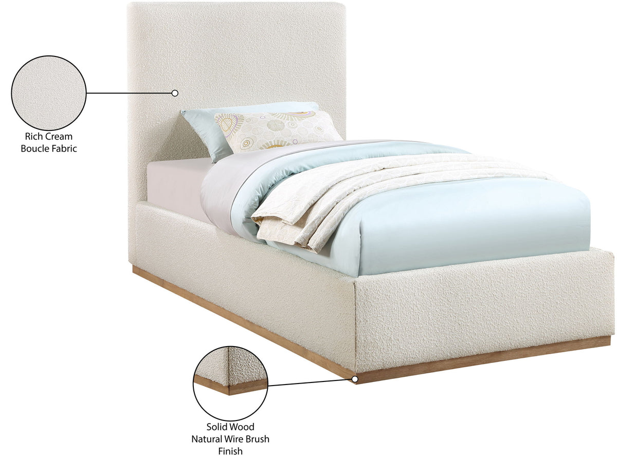 Monaco - Bed