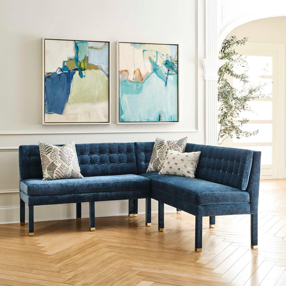 Approach The Bench - Corner Banquette