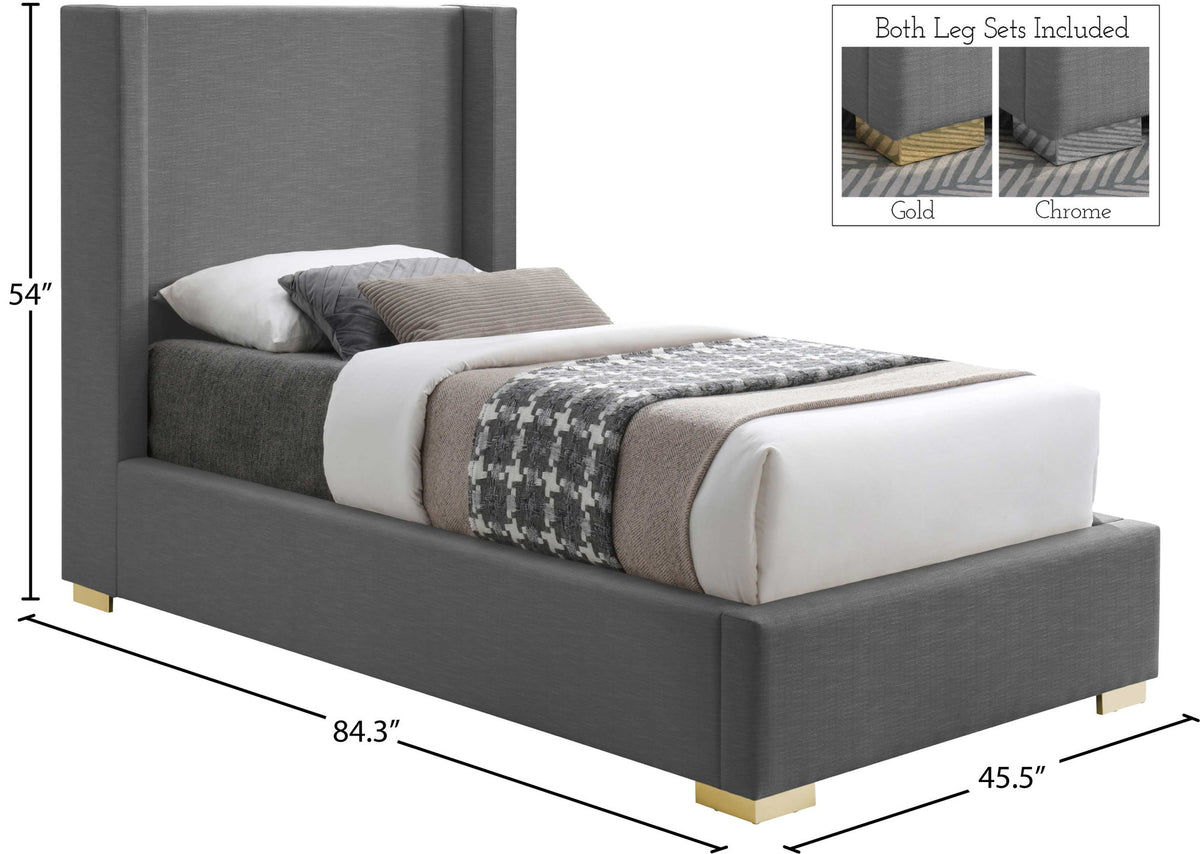Royce - Bed