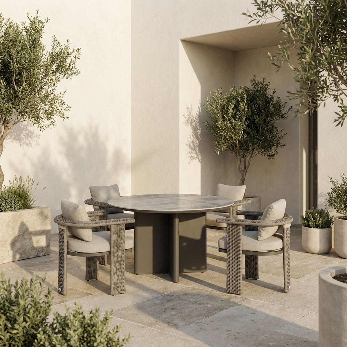 Ciela - Outdoor Round Dining Set