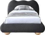 Hyde - Bed
