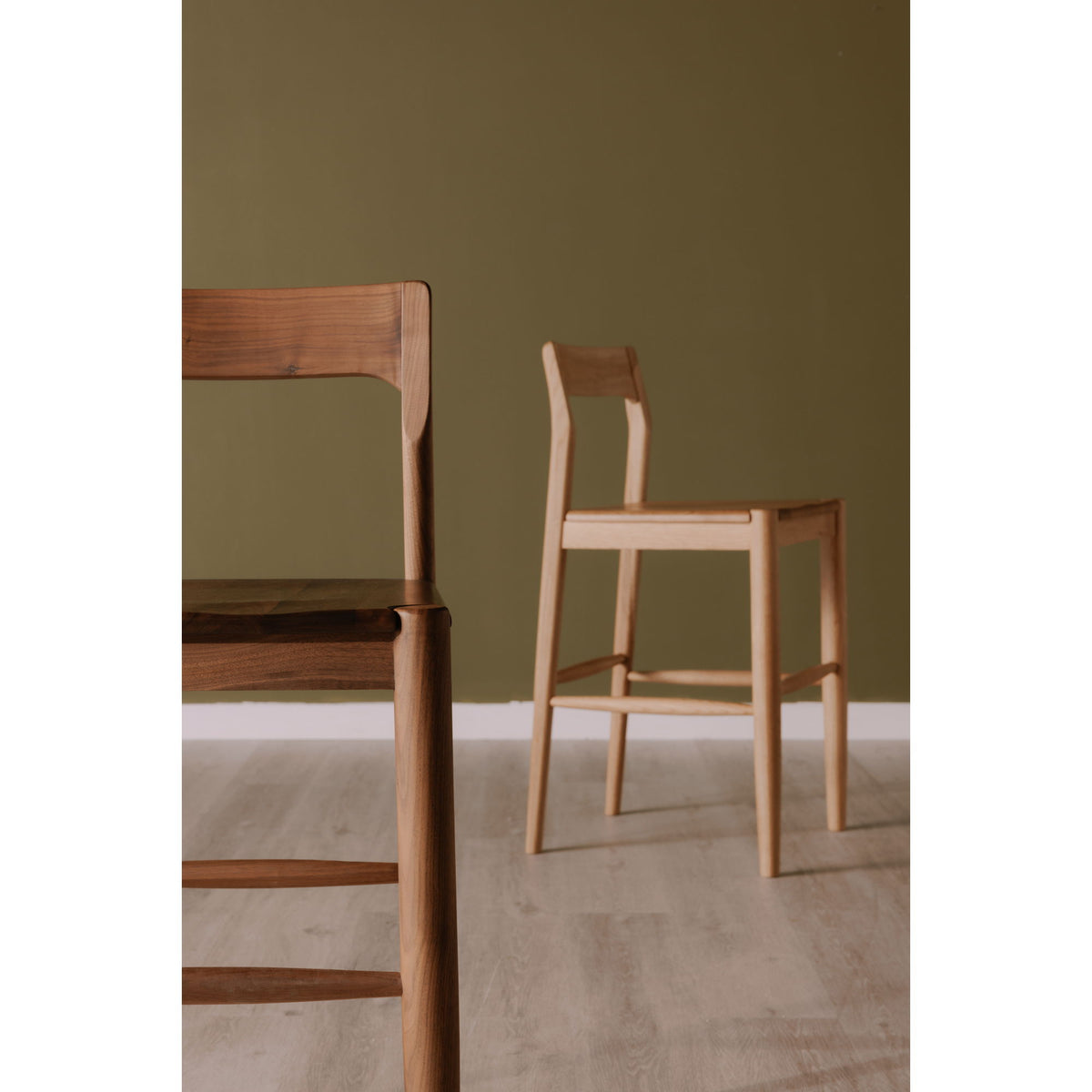 Owing - Barstool - Oak