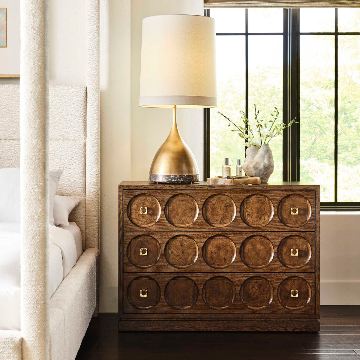 Kiss - Table Lamp - Brass