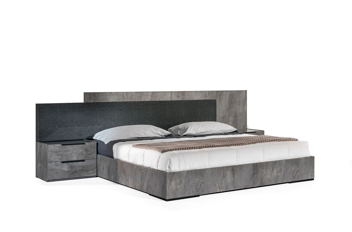 Queen Ferrara - Modern Volcano Oxide Grey Bed by VIG Furniture - View 3