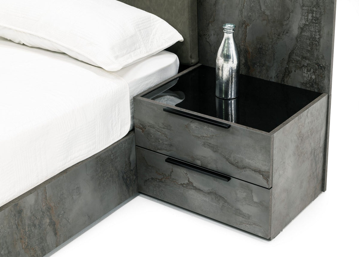 Ferrara - California King Modern Volcano Oxide Grey Bed with Nightstands by VIG Furniture - View 5