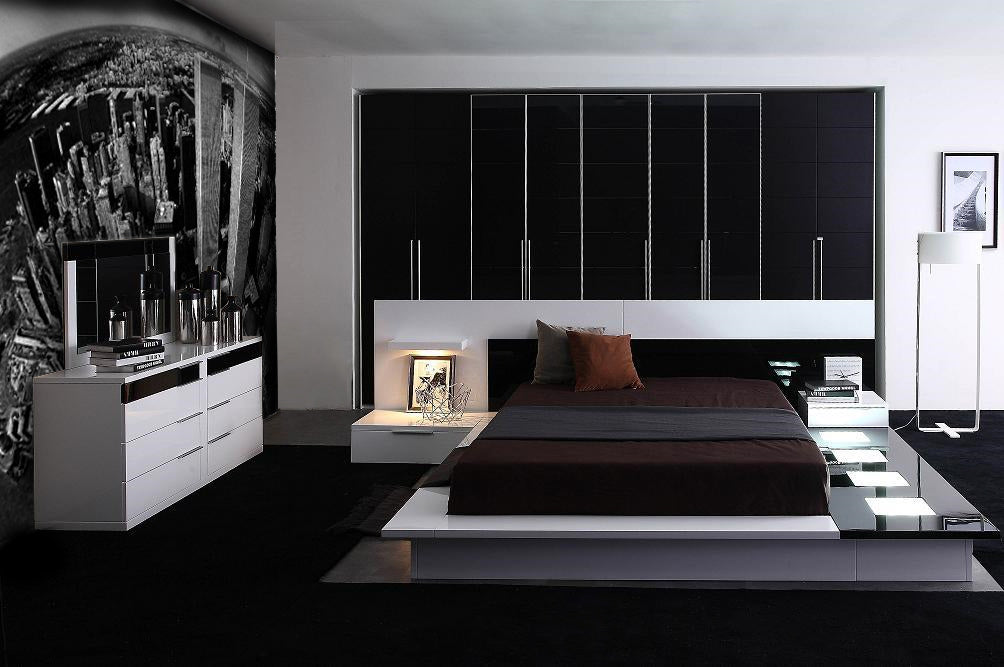 Eastern King Impera Modern-Contemporary lacquer platform bed by VIG Furniture - View 1