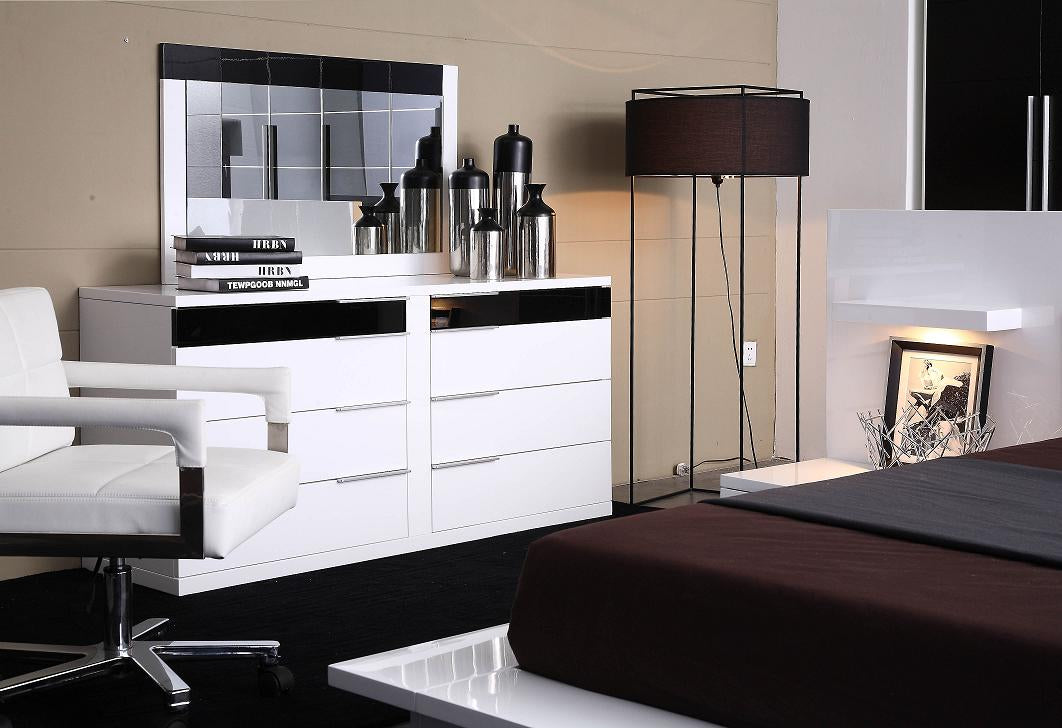 Impera Modern Black and White Lacquer Walk-on Platform Bed by VIG Furniture - View 5