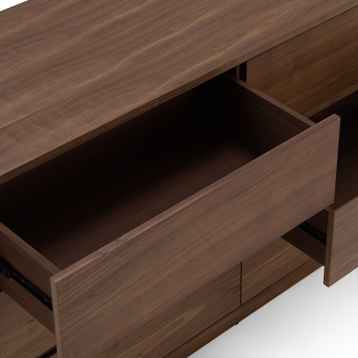 Jagger - Modern Walnut Dresser by VIG Furniture - View 7