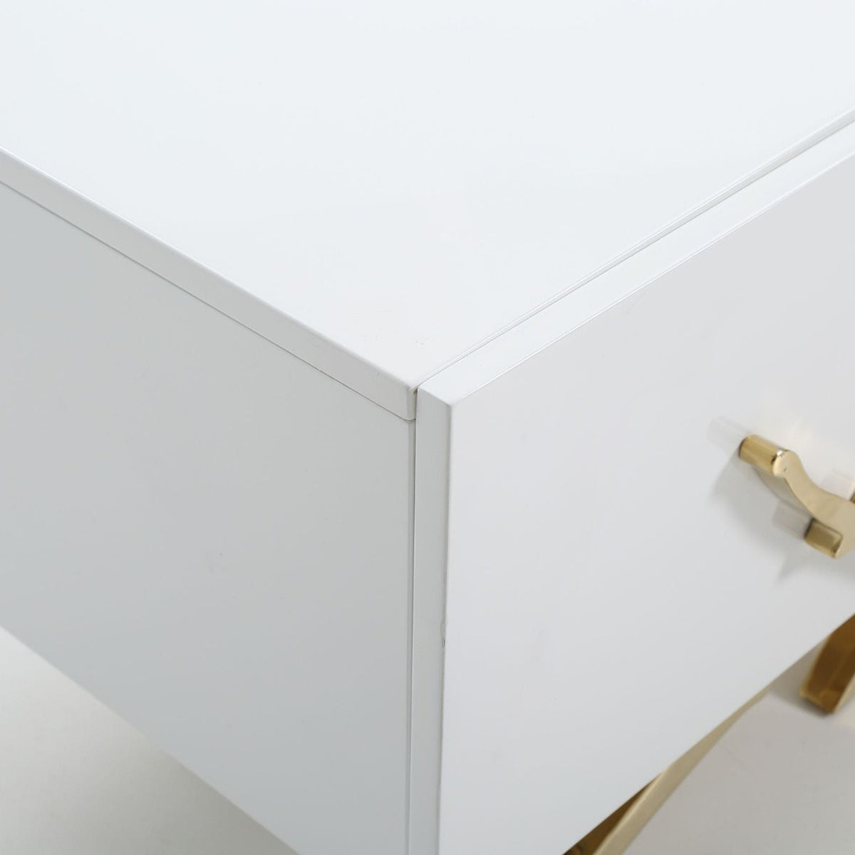 Legend - 87"-Wide Modern White Gold TV Stand by VIG Furniture - View 8