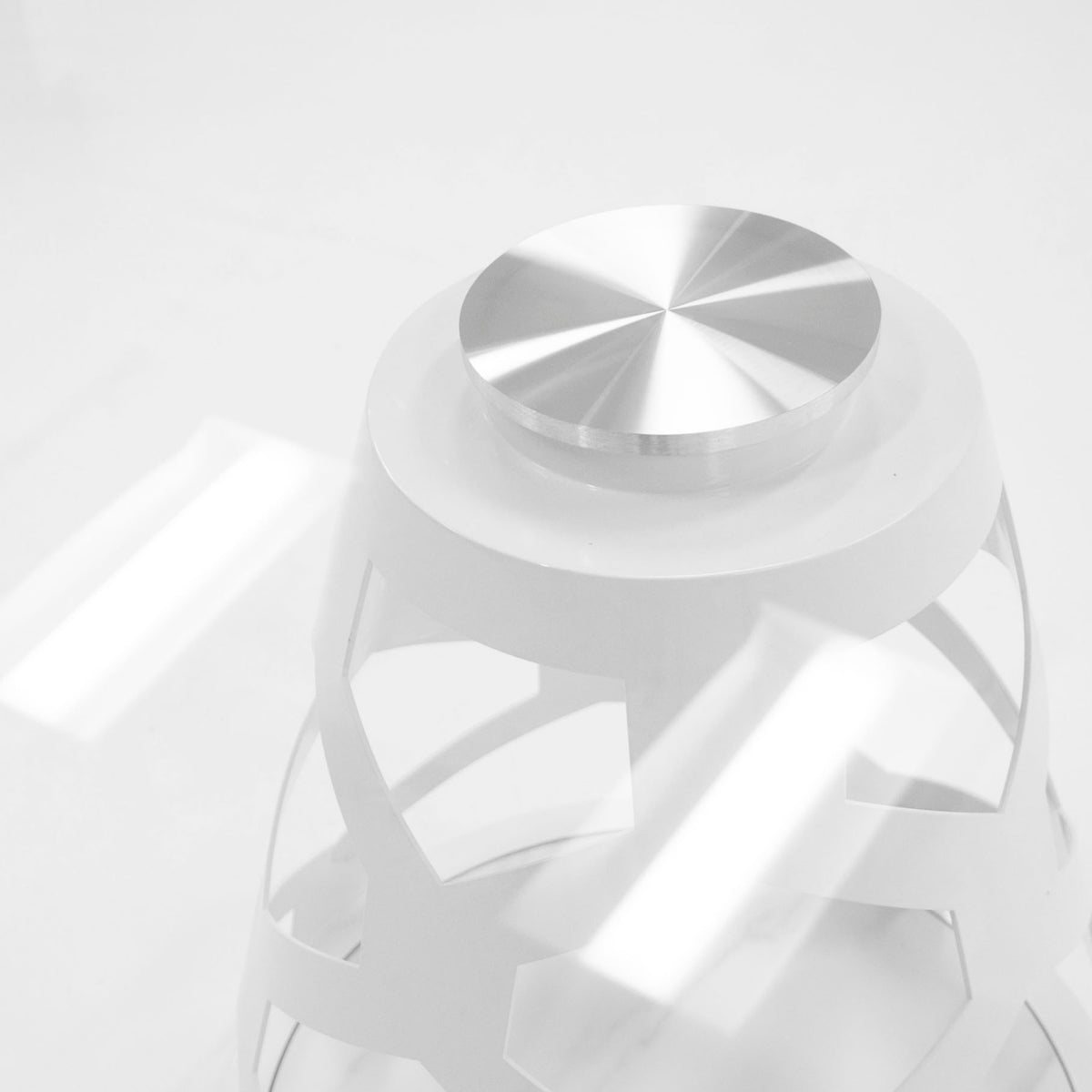 Lilly - Modern 12mm Round Glass + White Dining Table by VIG Furniture - View 10