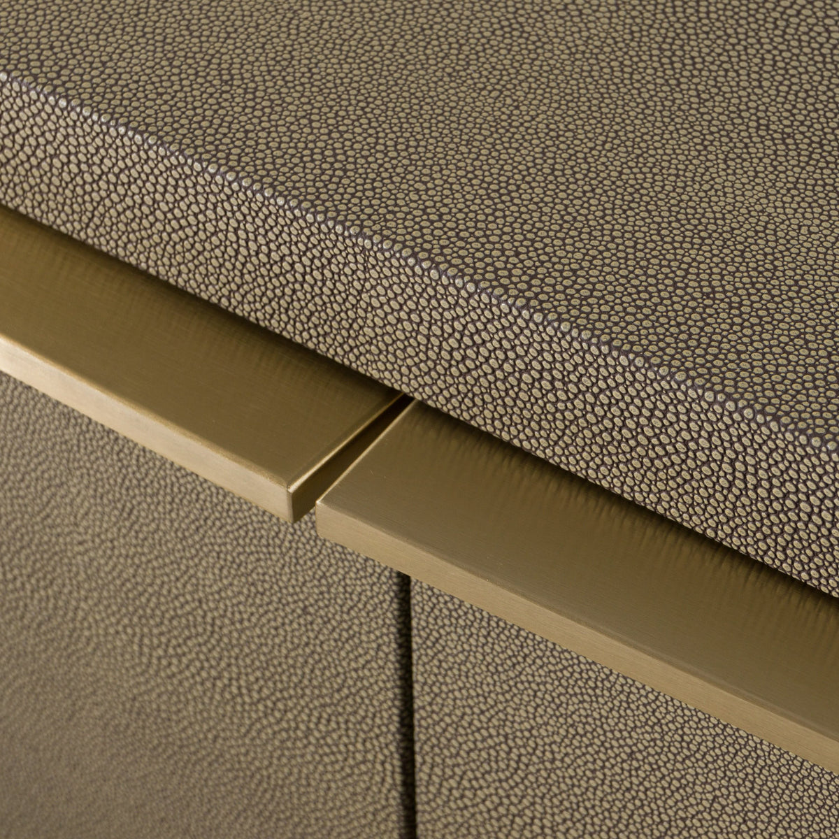 Eastern King Lois - Modern Grey Leather & Beige Shagreen Bedroom Set