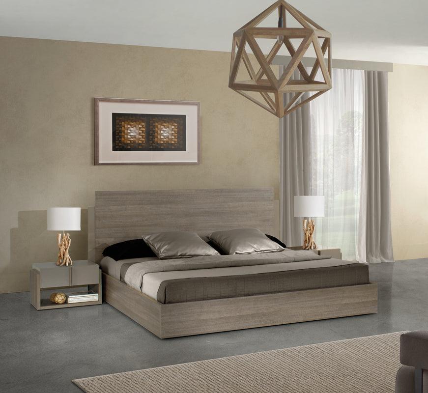Eastern King Marcela Italian Modern Bed by VIG Furniture - View 1