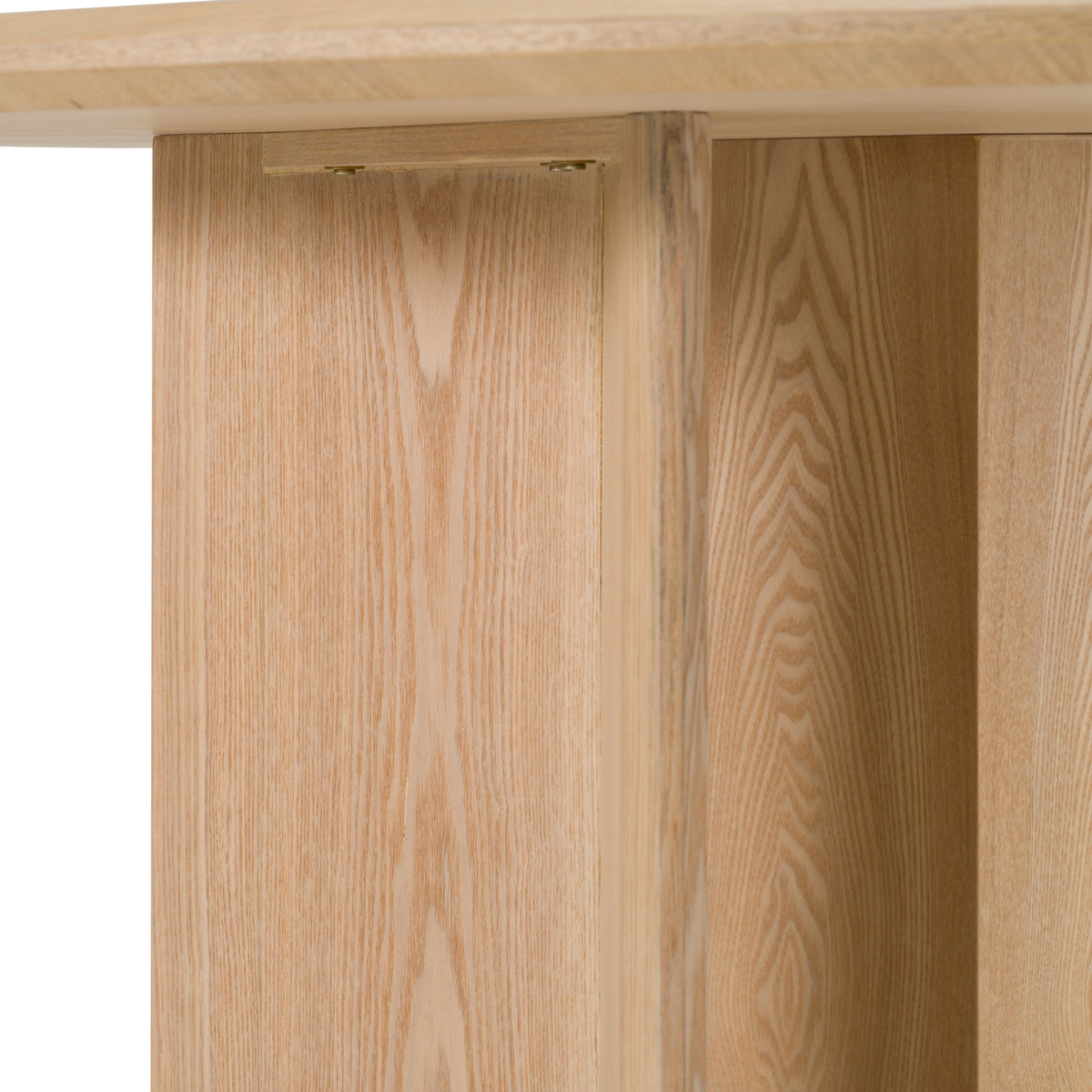 Masuda - Modern Natural Ash Round Dining Table by VIG Furniture - View 5