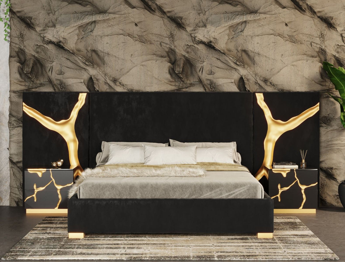 Aspen - Queen Glam Black Velvet & Gold Bed by VIG Furniture - View 1