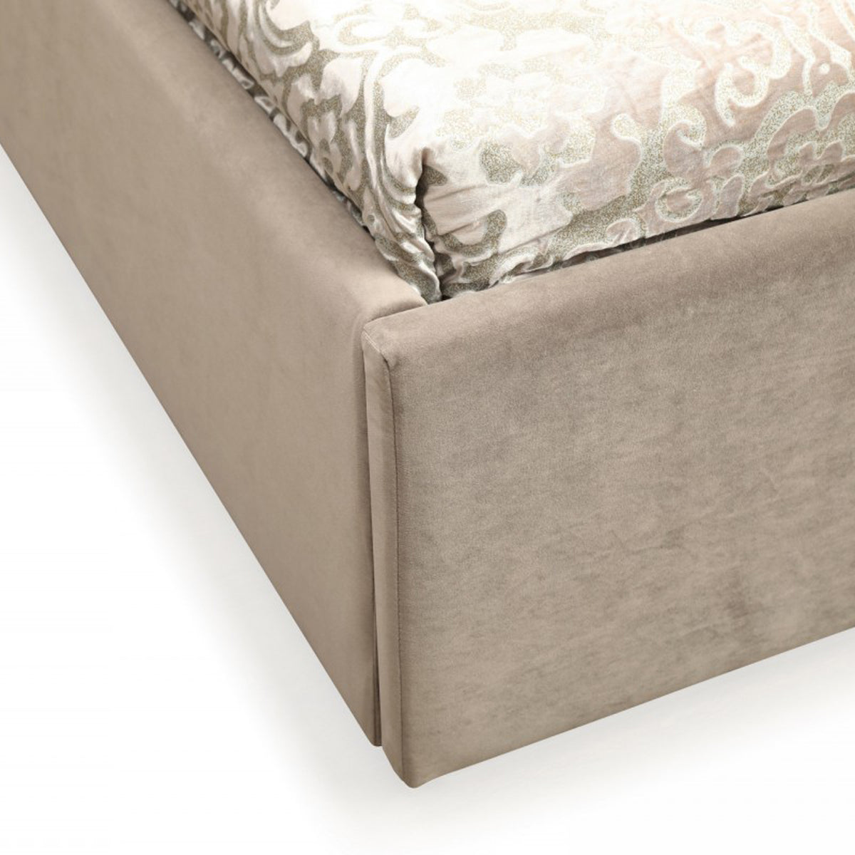 Moontide - Glam Beige Velvet and Brushed Brass Bed by VIG Furniture - View 11