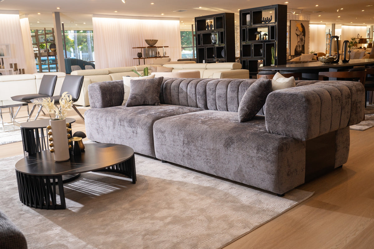 Moreno - Modern Grey Fabric 4-Seater Sofa by VIG Furniture - View 4