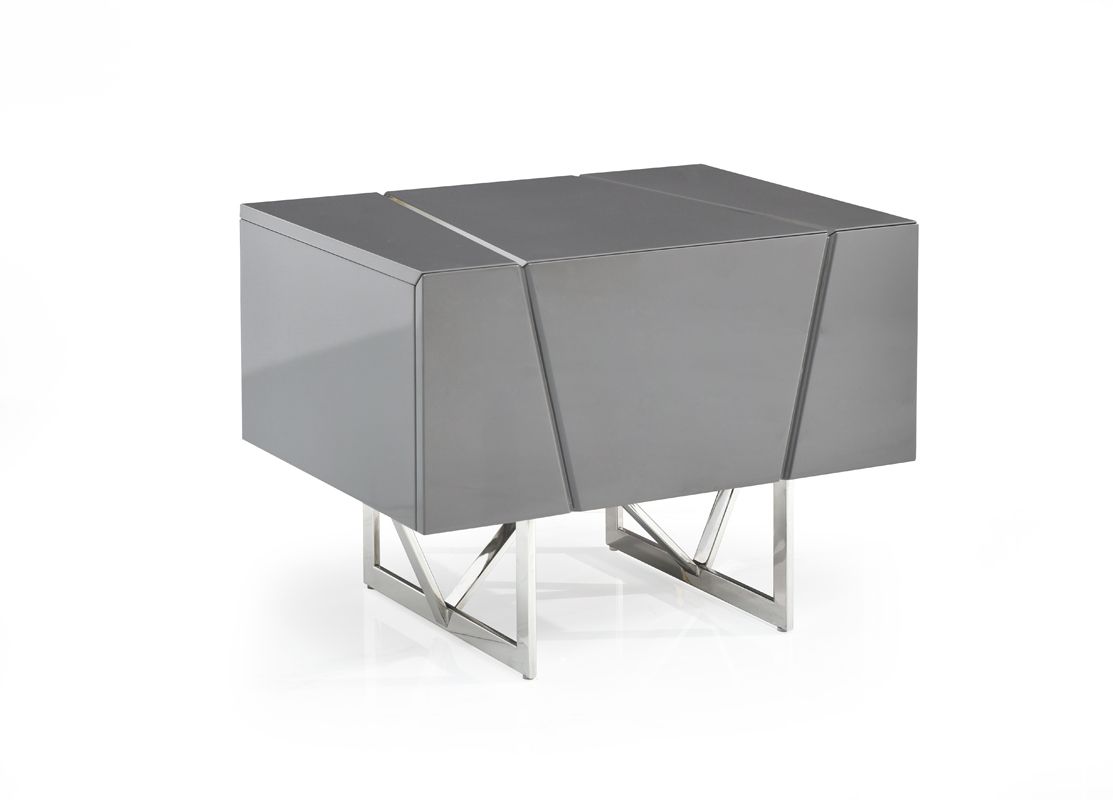 Eastern King Chrysler Modern Grey Bedroom Set