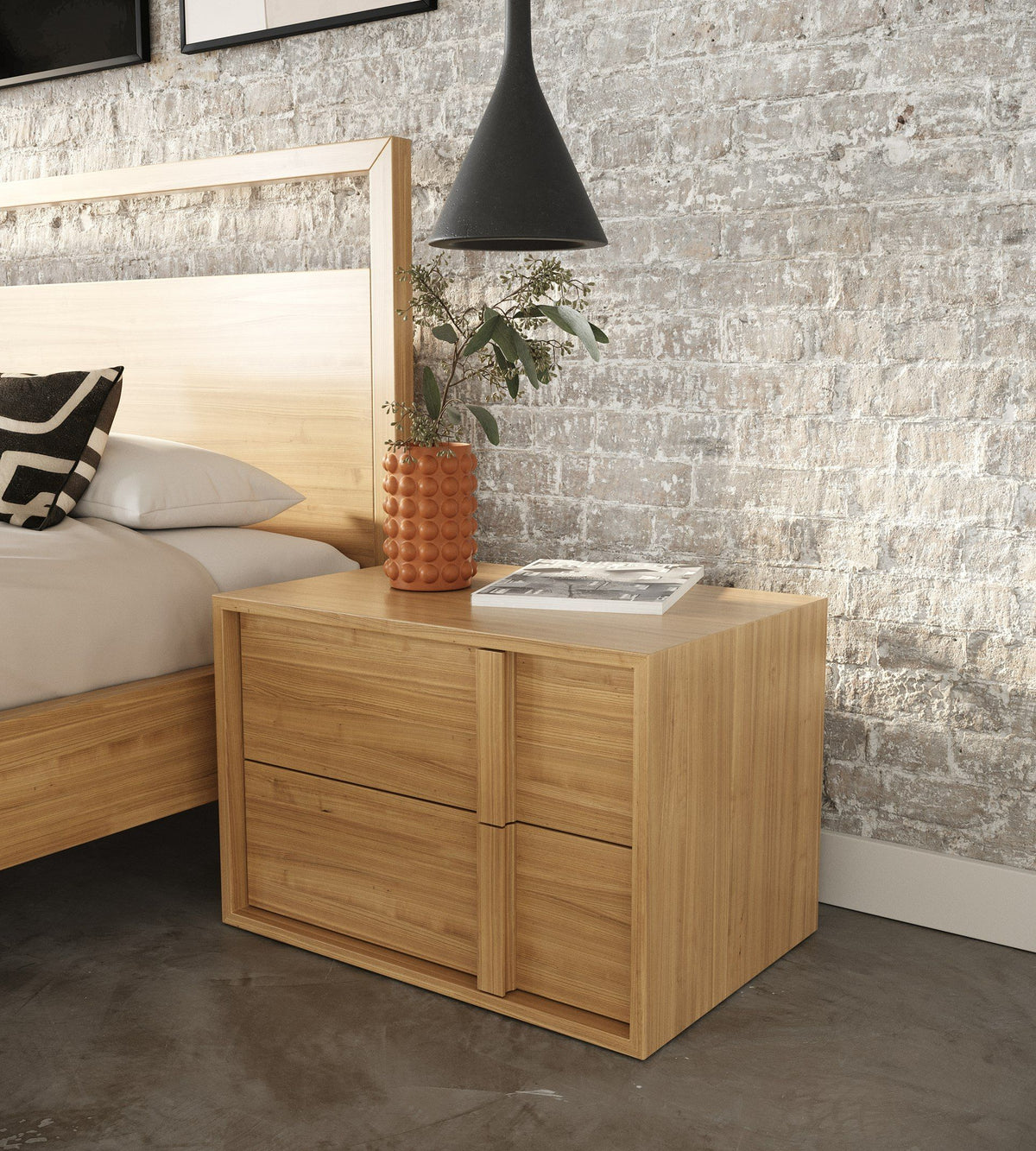 Eastern King Berlin - Modern Natural Oak Bedroom Set