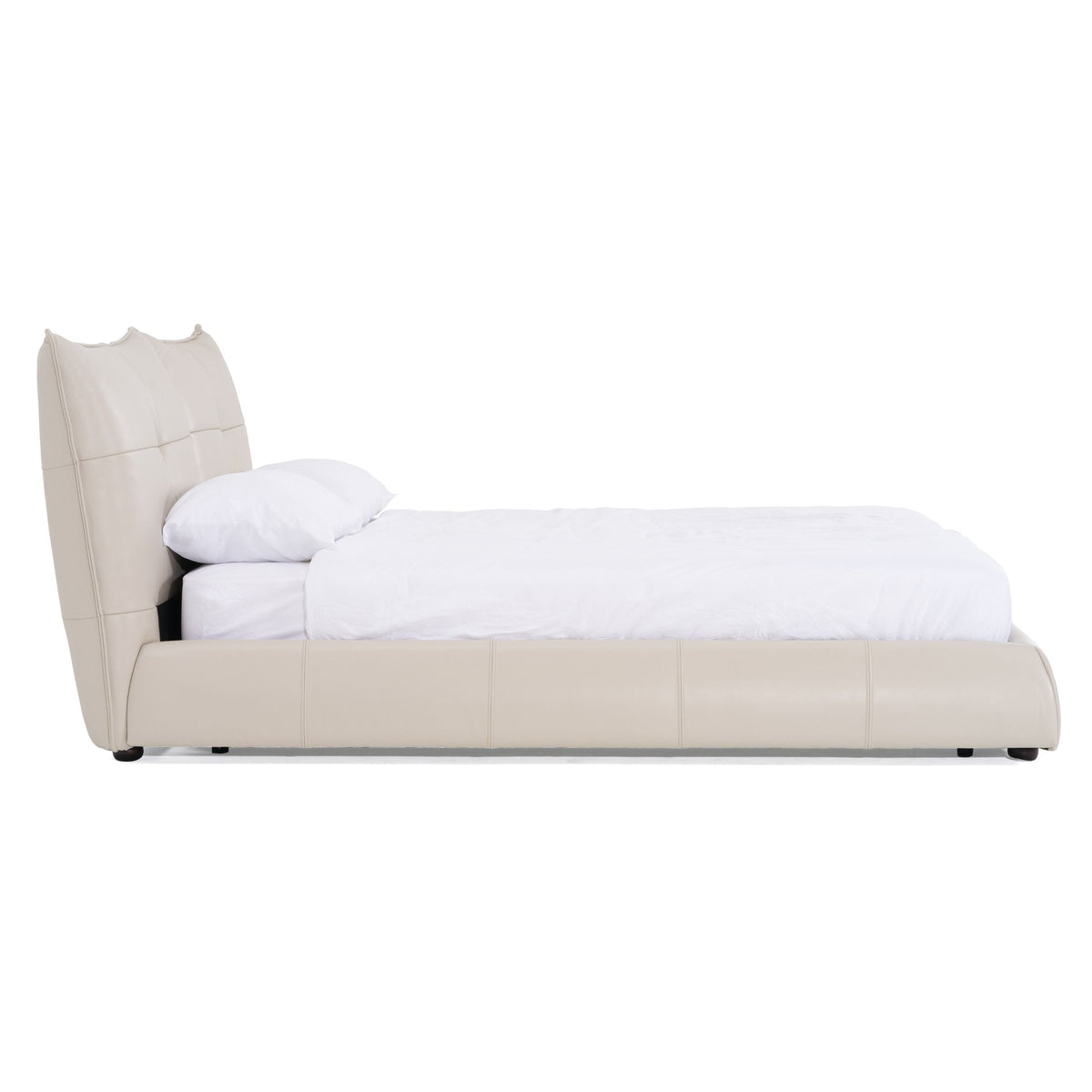 California King Patrick - Modern Light Grey Leather Bed