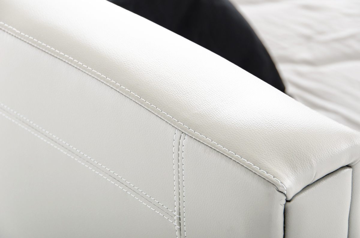 Eastern King Ramona Modern White Leatherette Bed by VIG Furniture - View 3