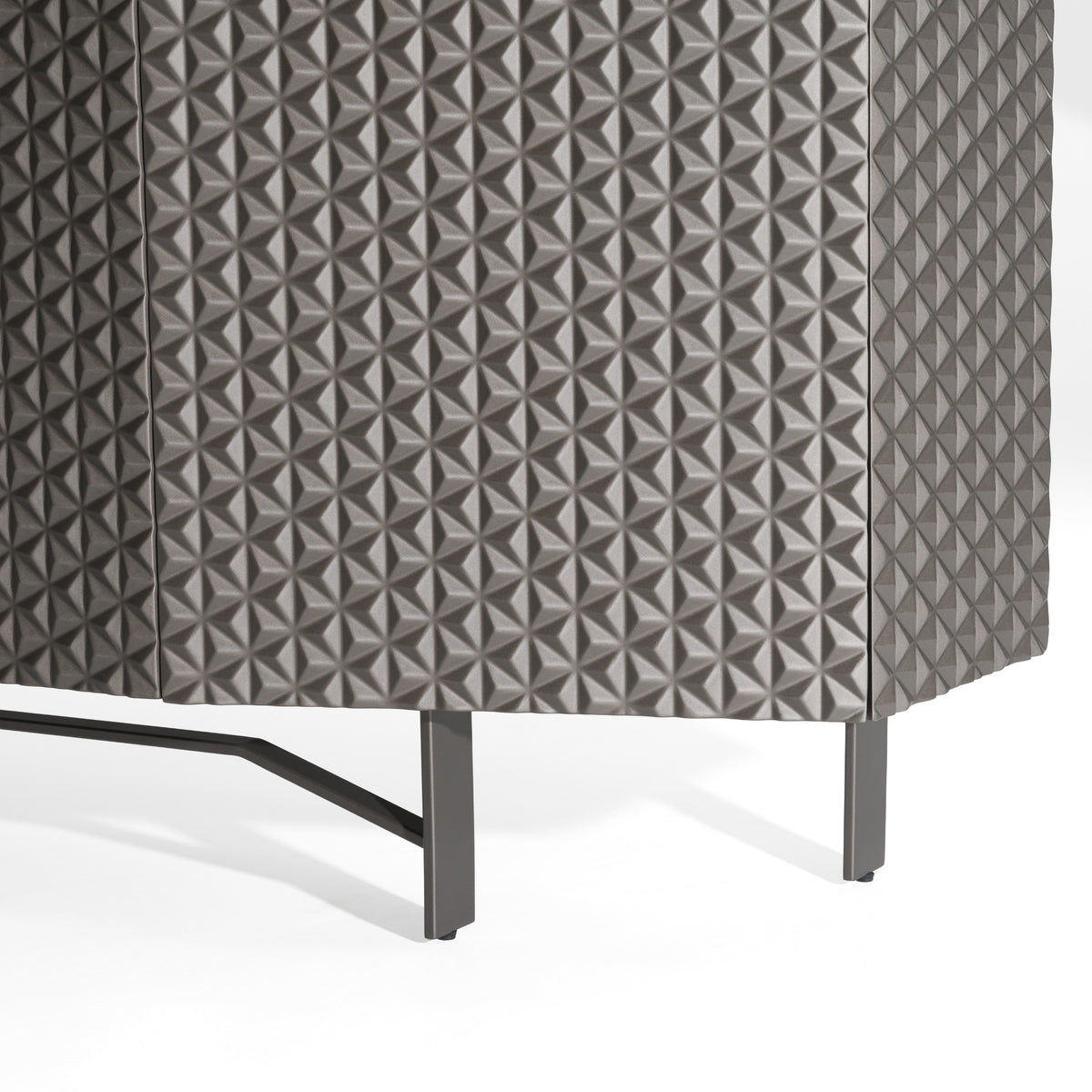 Raphael - Modern Silver Buffet by VIG Furniture - View 8