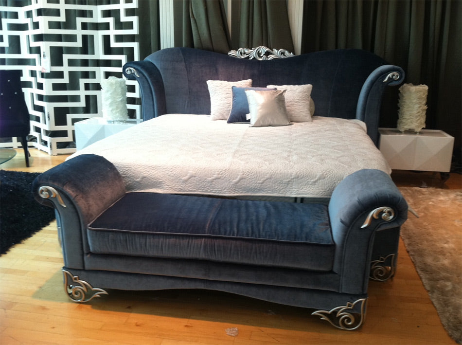 Rita Transitional Fabric Bed by VIG Furniture - View 5