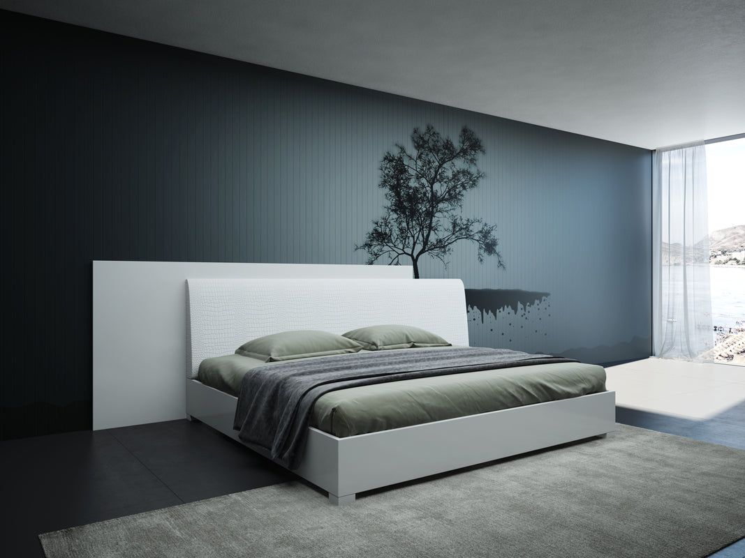Monza Italian Modern White Bed by VIG Furniture - View 5