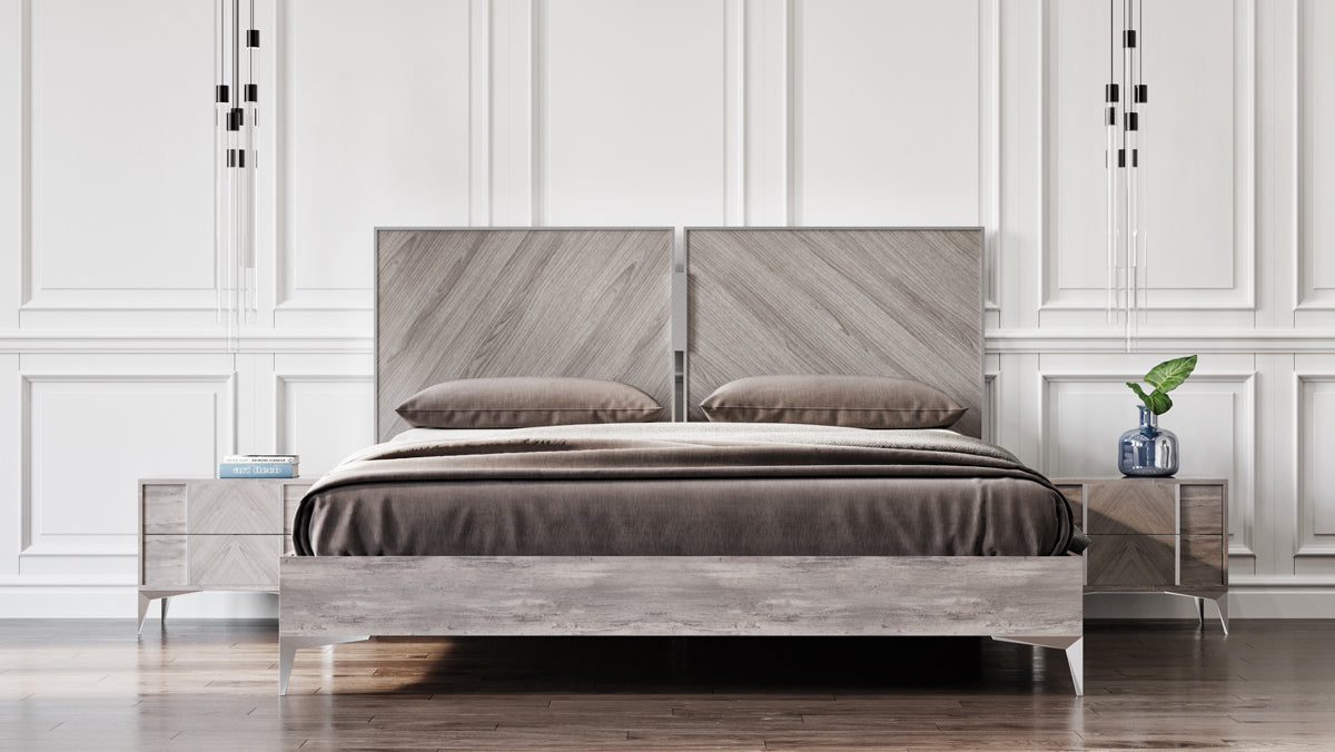 Queen Alexa Italian Modern Grey Bed by VIG Furniture - View 1
