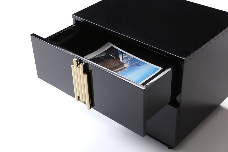 Token - Eastern King Modern Black + Gold Bed + Nightstands