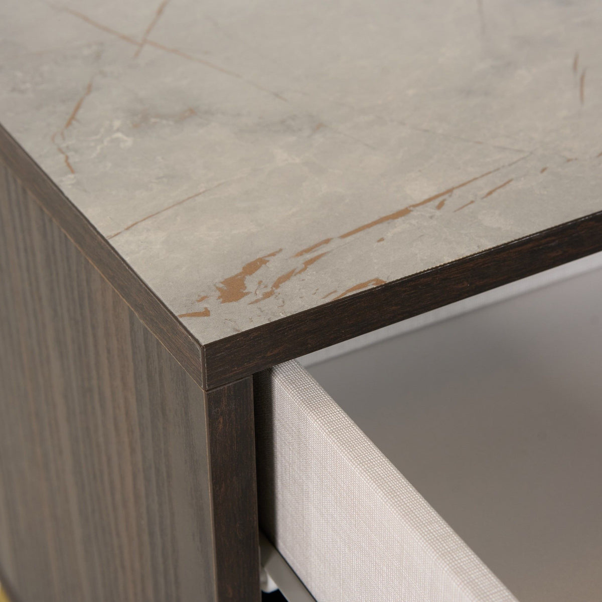 Velondra - Queen Modern Eucalypto + Marble Bedroom Set