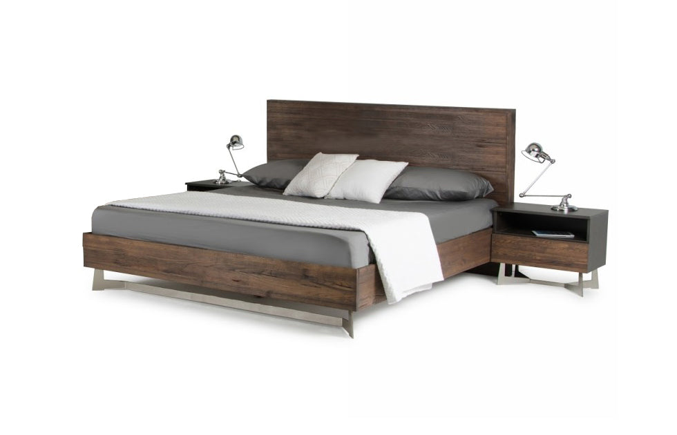 Eastern King Wharton Modern Dark Aged Oak Bed by VIG Furniture - View 1