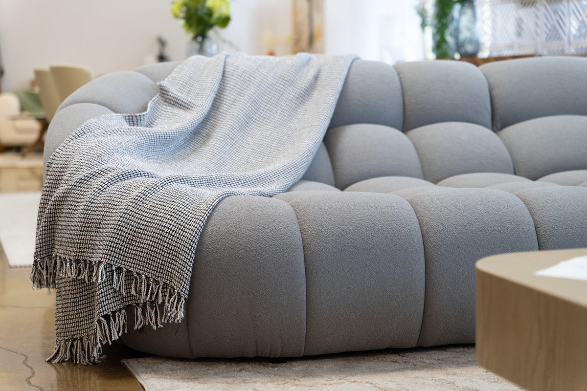 Yolonda - Modern Curved Light Grey Fabric Sofa by VIG Furniture - View 8